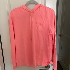 Vineyard Vines long sleeve shirt with hood, NWT
